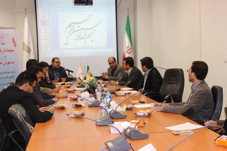 راه اندازی کلینیک اشتغال و کار آفرینی در آینده نزدیک