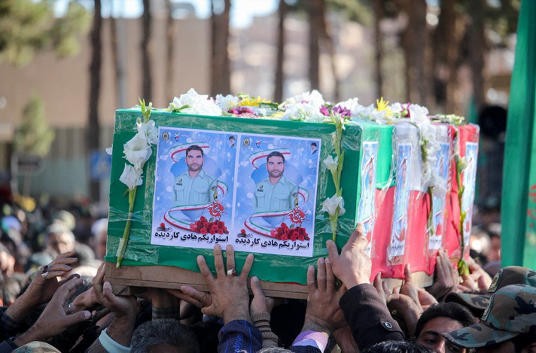 پیکر مطهر دانشجوی شهید «هادی کاردیده» در بیرجند تشییع شد.