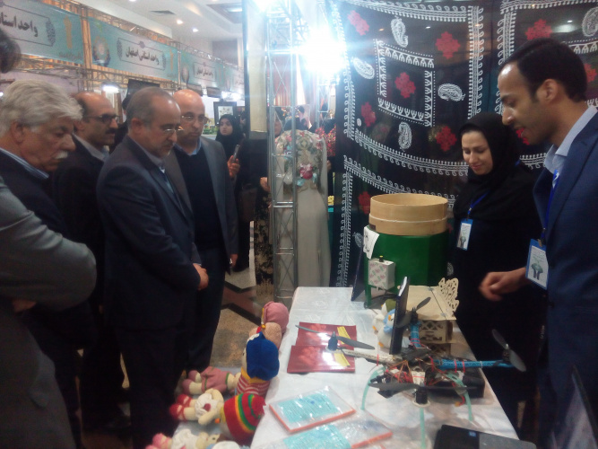 حضور فعال دانشگاه جامع علمی کاربردی استان خراسان جنوبی در نخستین جشنواره و نمایشگاه درون دانشگاهی رویش