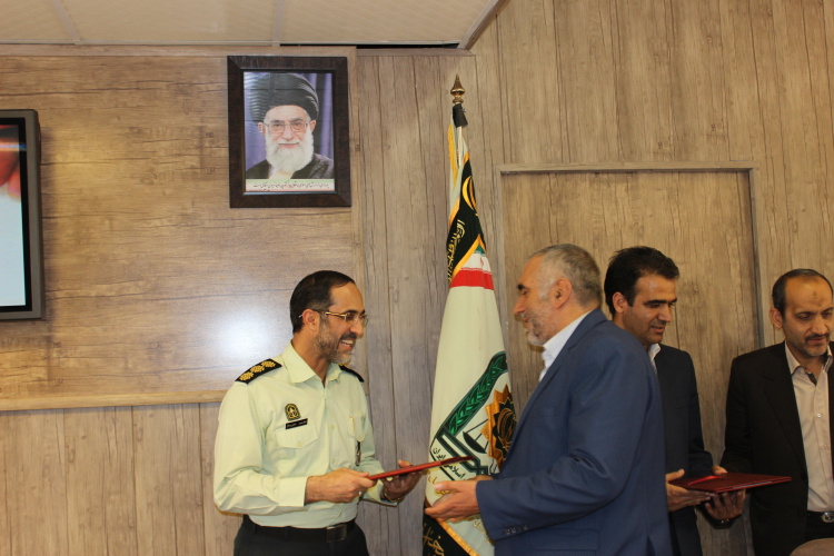 مراسم تجلیل از مقام معلم