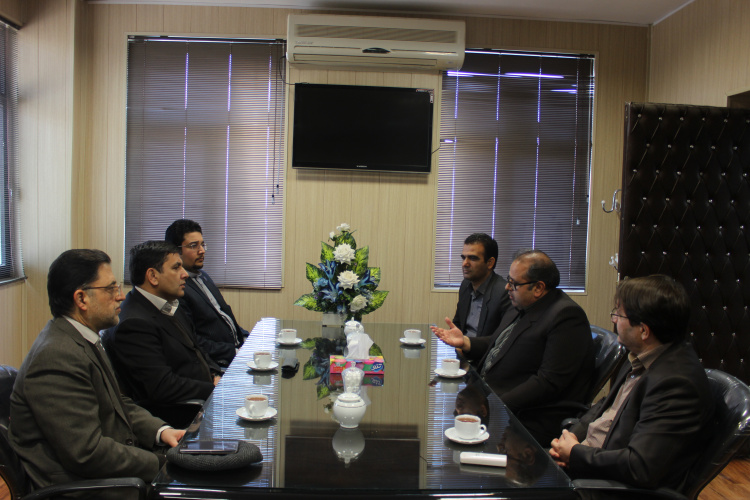 بازدید رئیس دانشگاه بیرجند از دانشگاه علمی کاربردی استان