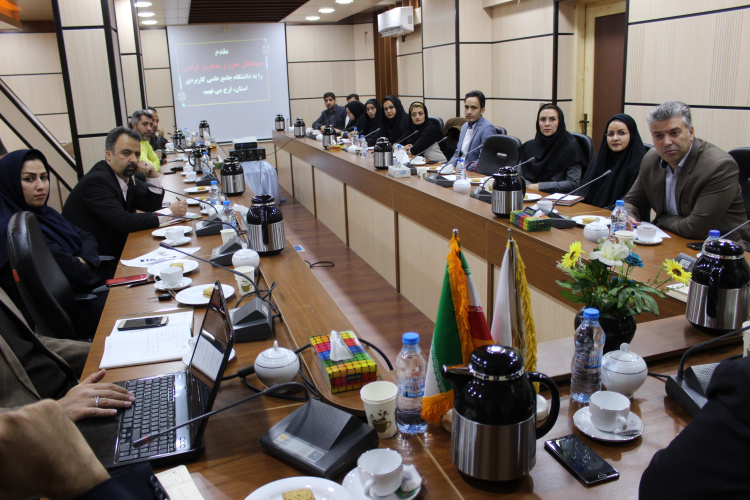 برگزاری شورای تعامل و تبادل نظر دانشجویان دانشگاه علمی کاربردی خراسان جنوبی با حضور دکتر پیش بین