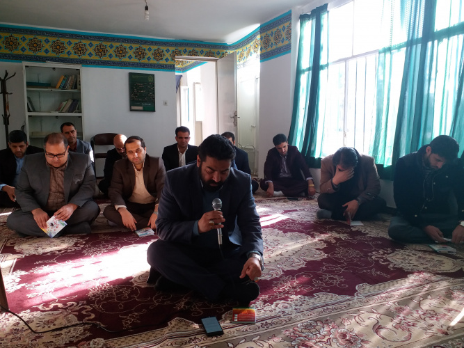 برگزاری زیارت عاشورا به مناسبت ۲۲ اسفند روز بزرگداشت شهدا