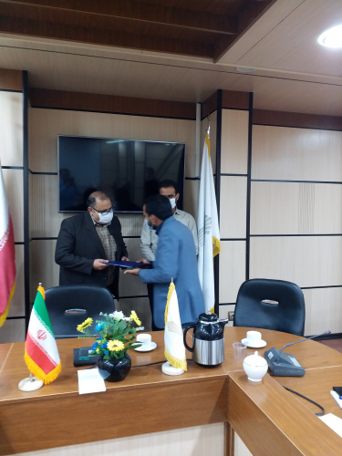 تجلیل از مدرسان نمونه دانشگاه علمی کاربردی استان خراسان جنوبی